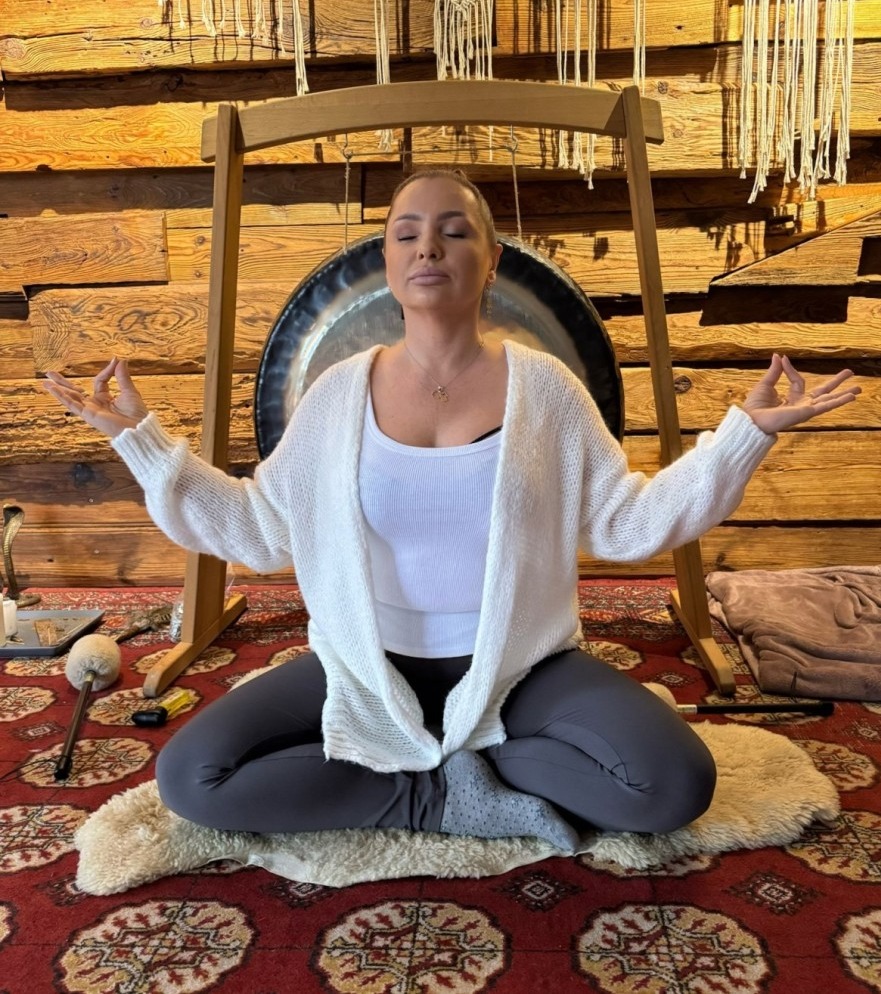 ania kundalini
